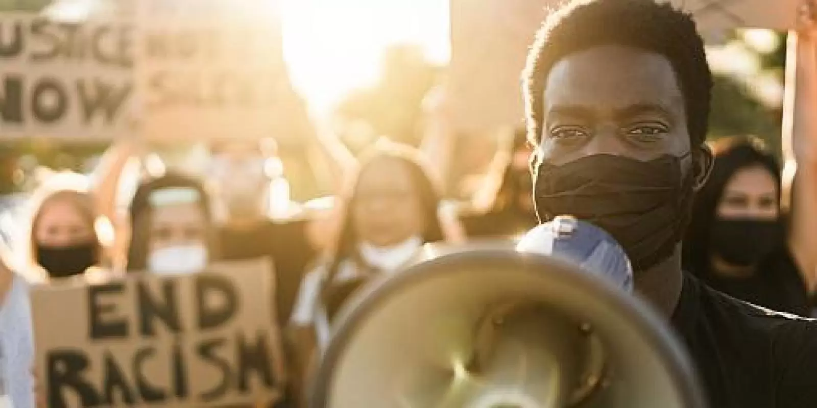 Canal Desconstruindo - Desconstrução Da Linguagem Racista