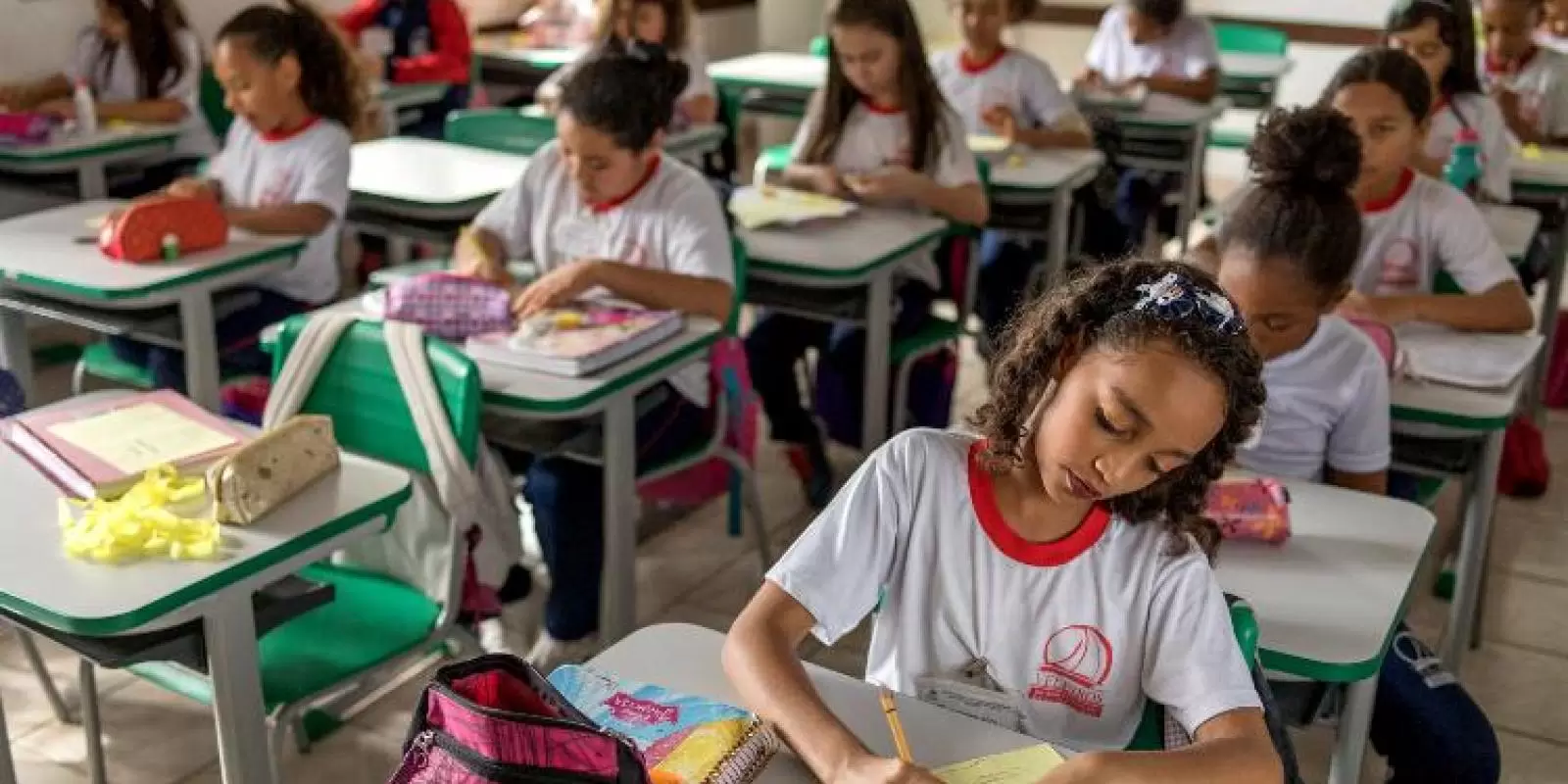 Conheça a AFESU- Associação Feminina de  Estudos Sociais e Universitários