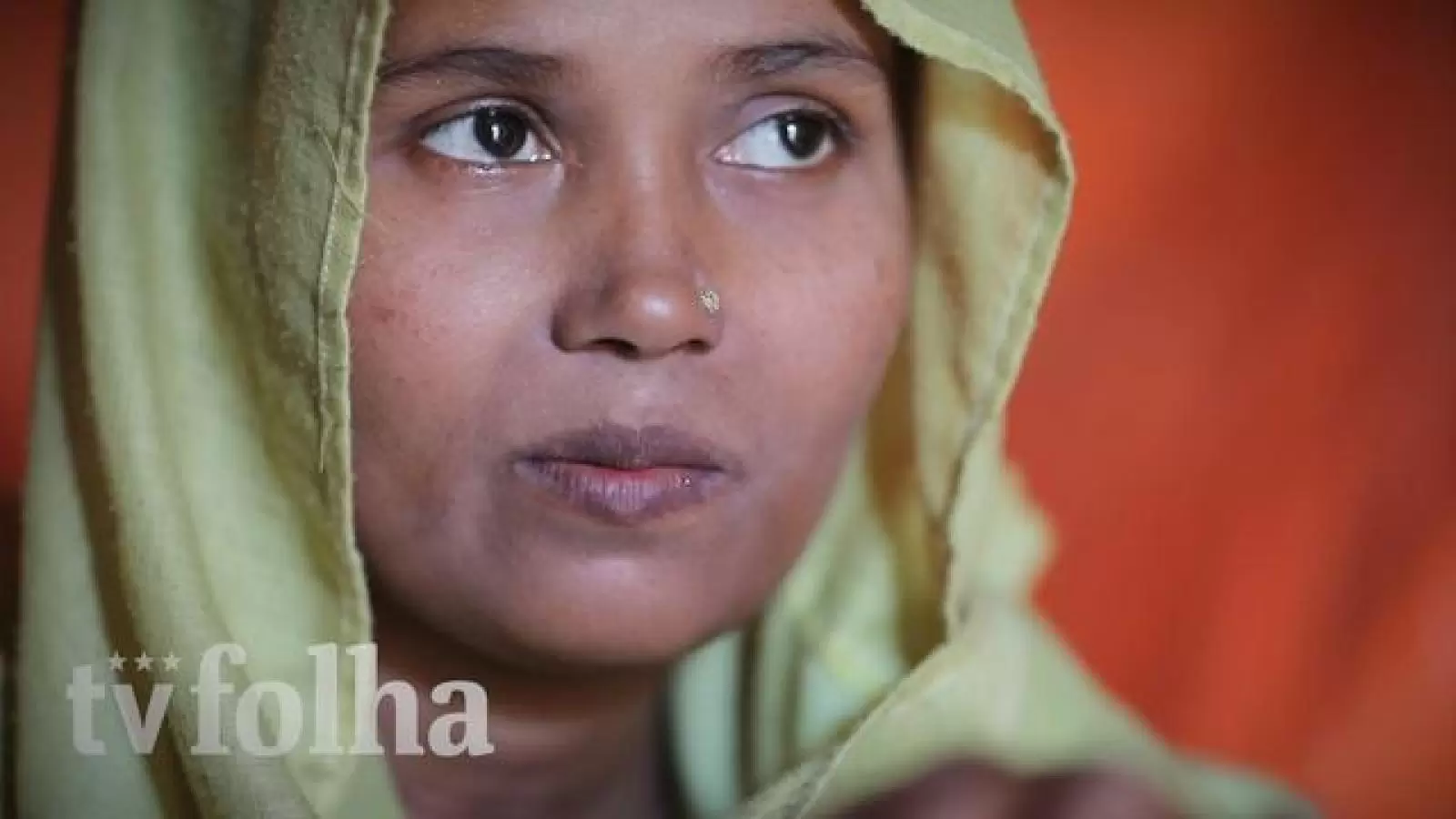 Rohingya fogem de horrores em Mianmar para campos precários