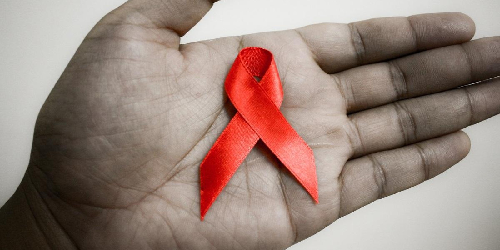 O Paradoxo Da Aids No Mundo.