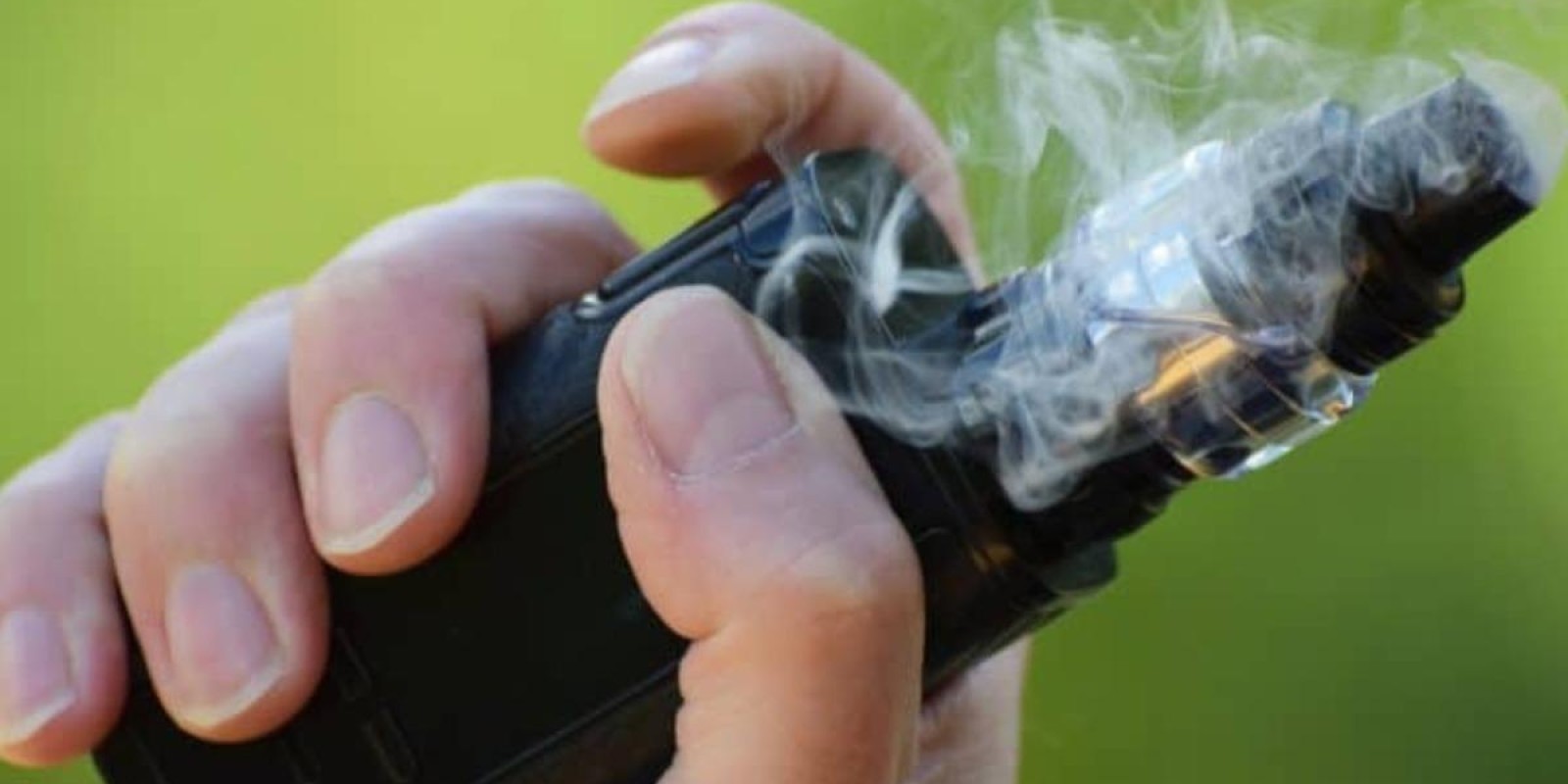 Entenda os riscos do cigarro eletrônico para a saúde