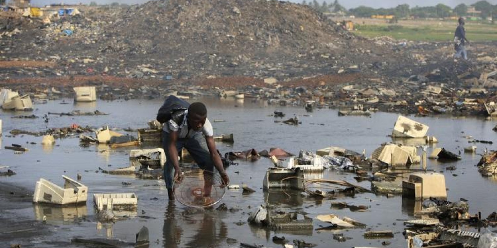 Em Gana, o maior lixão de eletrônicos da África